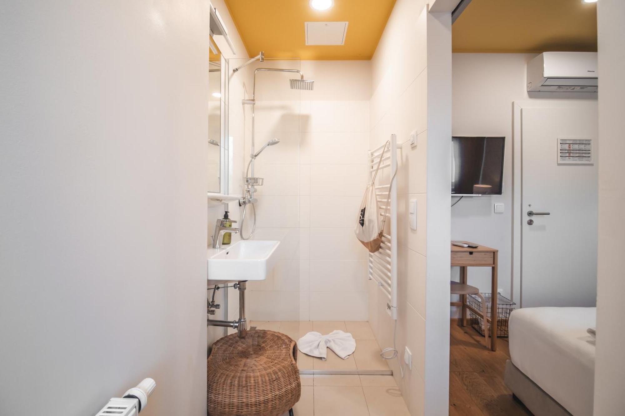 Boutiquehotel Caravella Velden By S4Y เวลเดน อัม เวิร์ทเทอร์ซี ภายนอก รูปภาพ